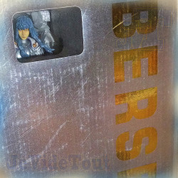 Berserk - Griffith (Hair Blue) - Art Of War - Millenium Limited Edition - Num 0338 - VERY RARE - Résine - BOXED